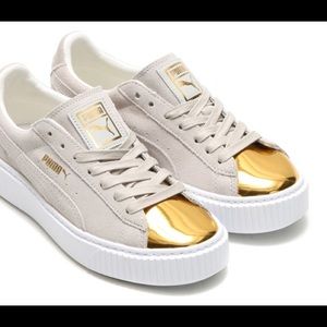 NIB  Puma Suede Creepers Gold Size US8